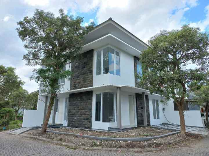 dijual rumah citraland bukit palma