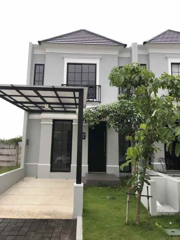 dijual rumah citraland cluster oakwood surabaya