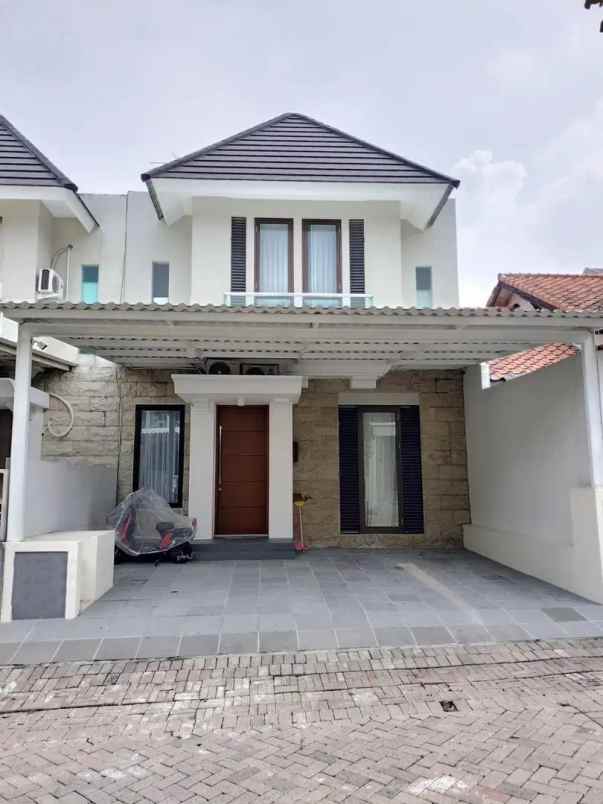 dijual rumah citraland taman puspa raya