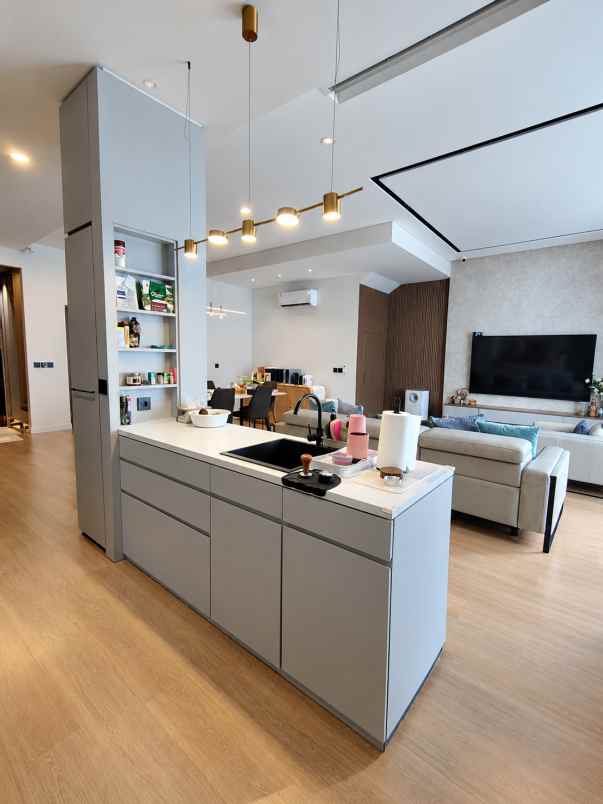 dijual rumah cluster cassia jgc jakarta