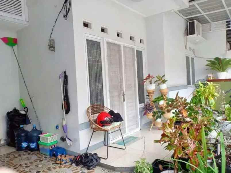 dijual rumah cluster dahlia