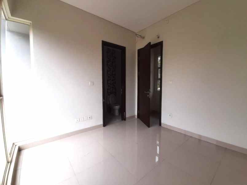 dijual rumah cluster mississippi jgc cakung