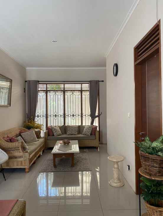 dijual rumah cluster pesona bali city