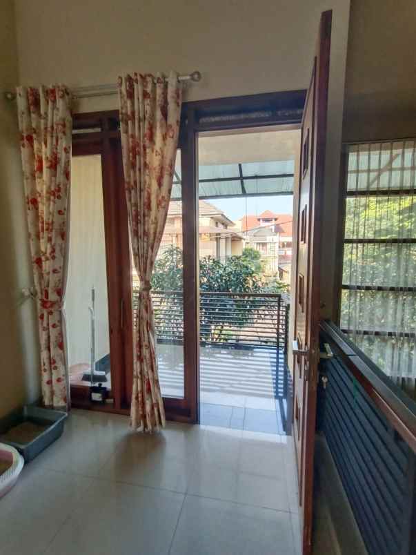 dijual rumah cluster puri suryalaya