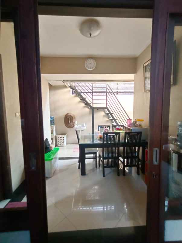 dijual rumah cluster puri suryalaya