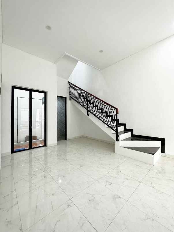 dijual rumah condet kramatjati