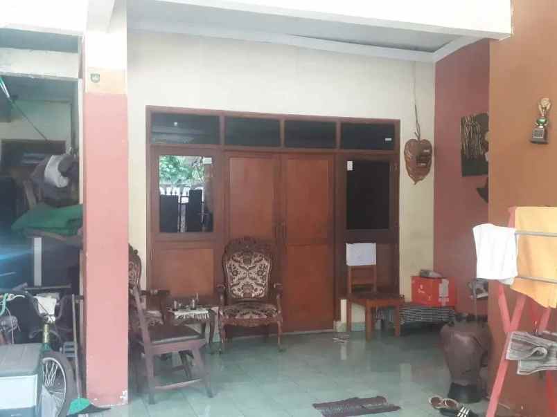 dijual rumah curug