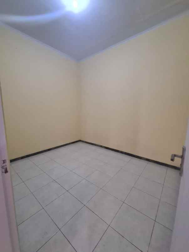 dijual rumah de saxophone townhouse