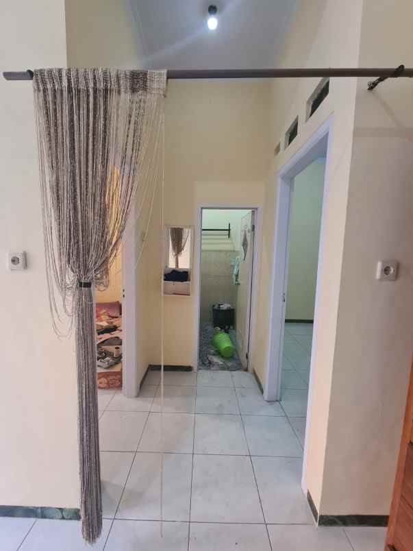 dijual rumah de saxophone townhouse