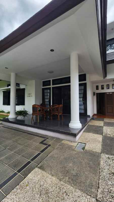 dijual rumah dekat jl cisangkuy gd sate