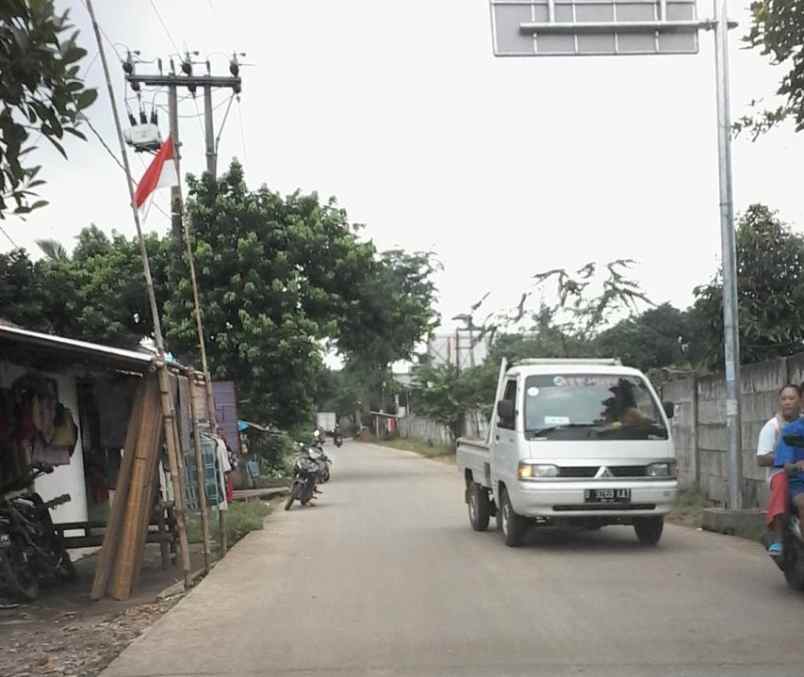 dijual rumah dekat kantor kelurahan