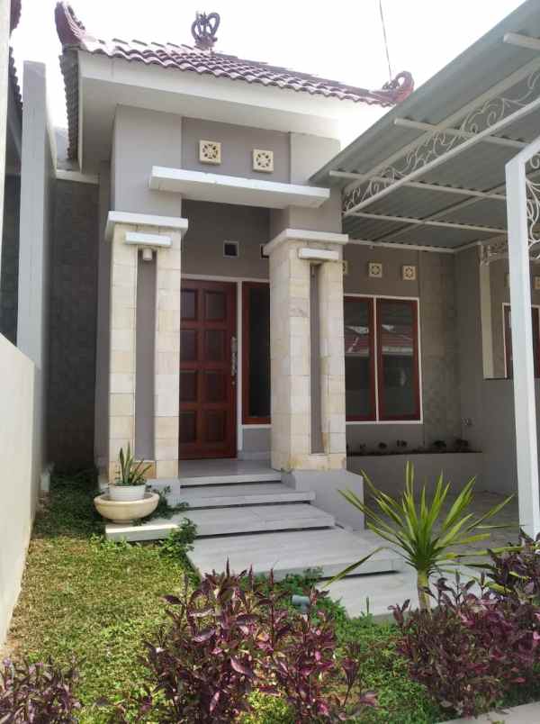 dijual rumah desa cibalongsari