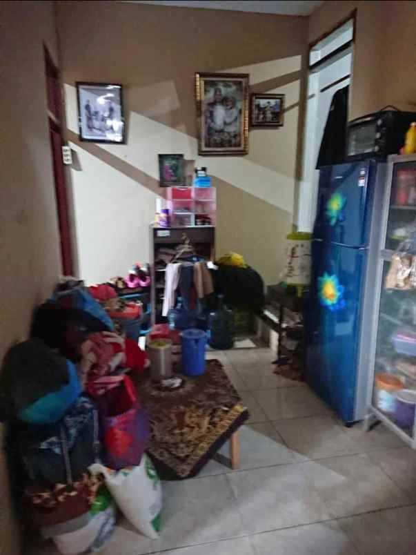 dijual rumah dewi sartika