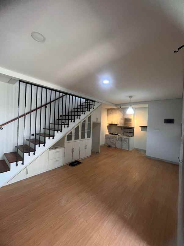 dijual rumah di gedongan colomadu karanganyar