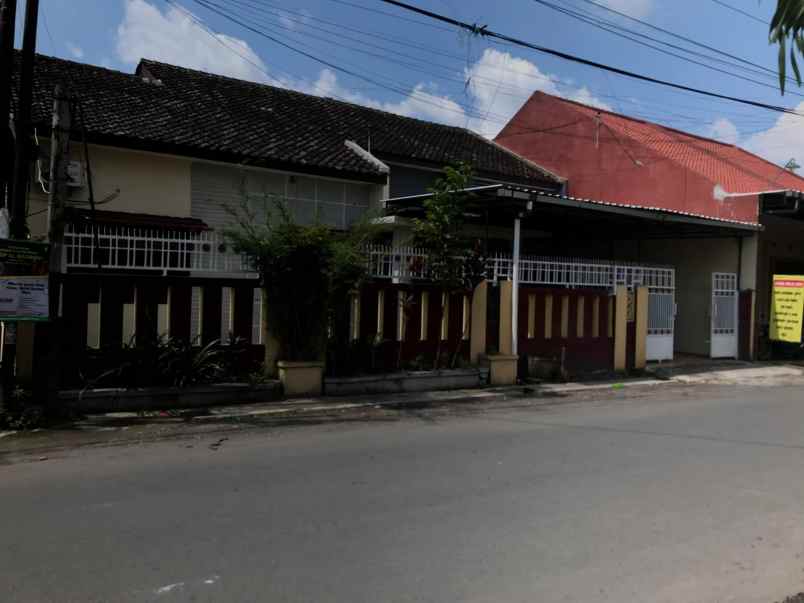 dijual rumah di gumpang sukoharjo
