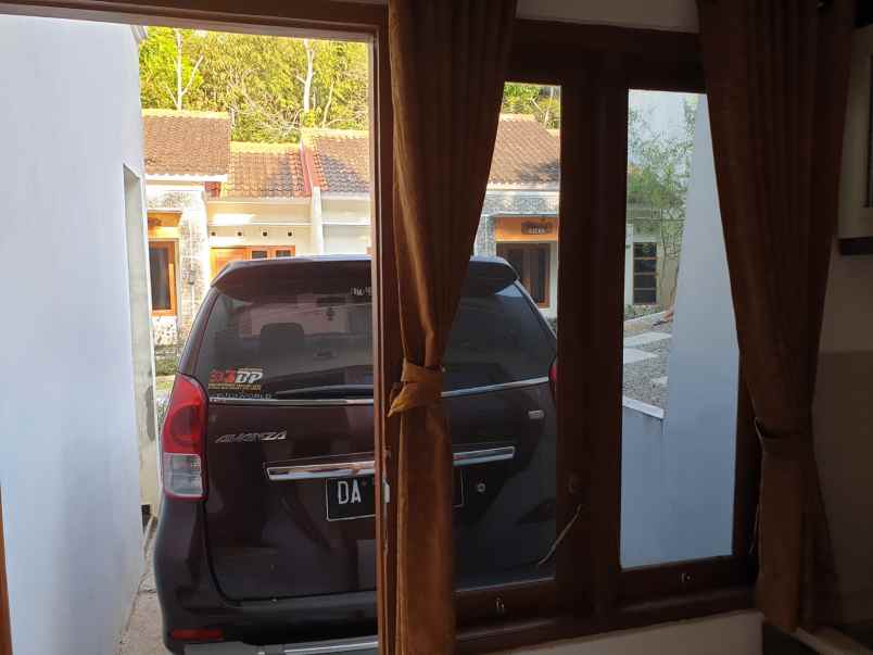 dijual rumah di patuk jogja