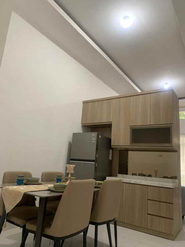 dijual rumah di perumahan buminagari residence