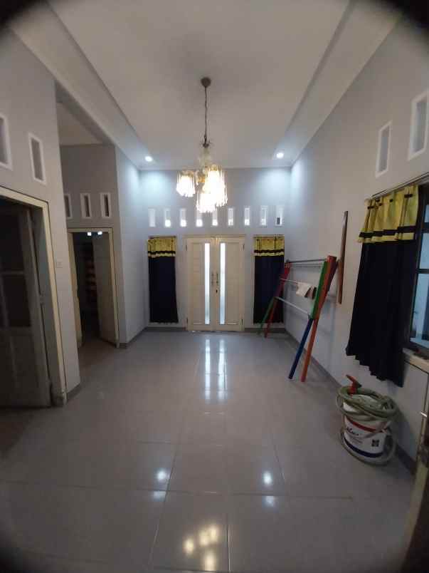 dijual rumah di perumahan pln kota cirebon