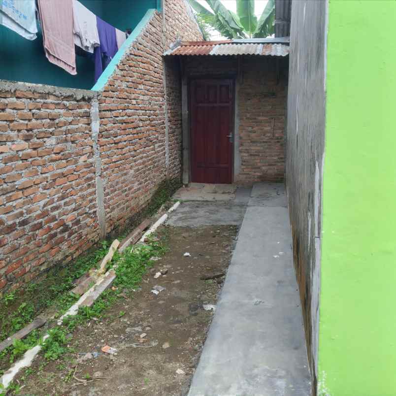 dijual rumah dijual rumah di perum