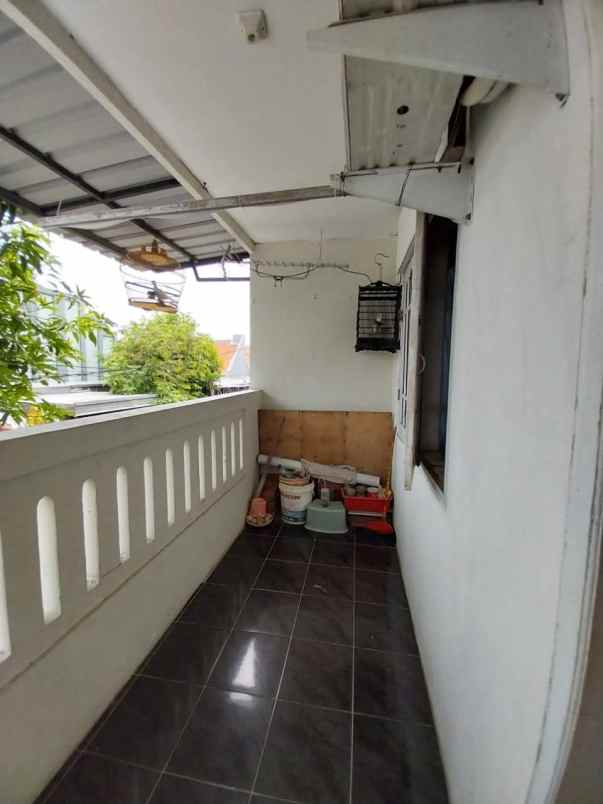 dijual rumah dukuh setro