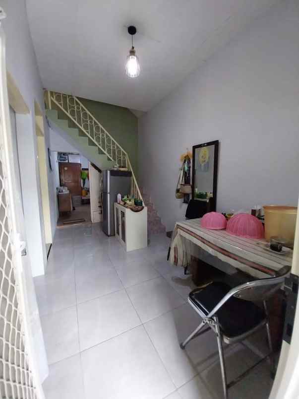 dijual rumah dukuh setro