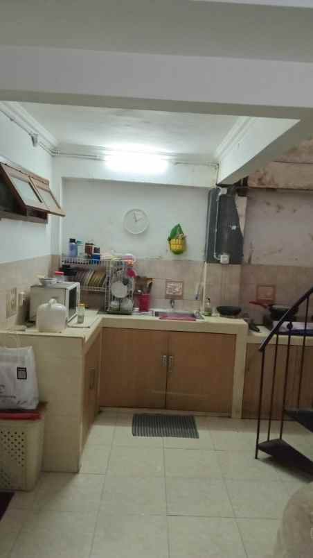 dijual rumah duren sawit