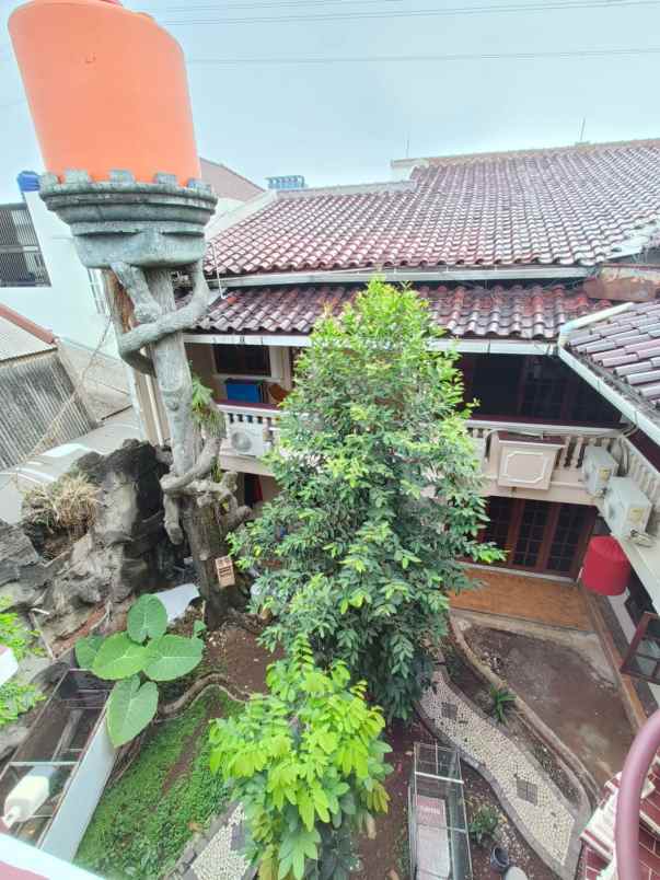 dijual rumah duren tiga