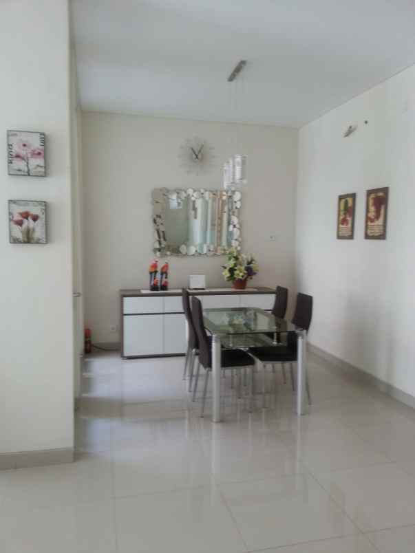 dijual rumah eastcoast