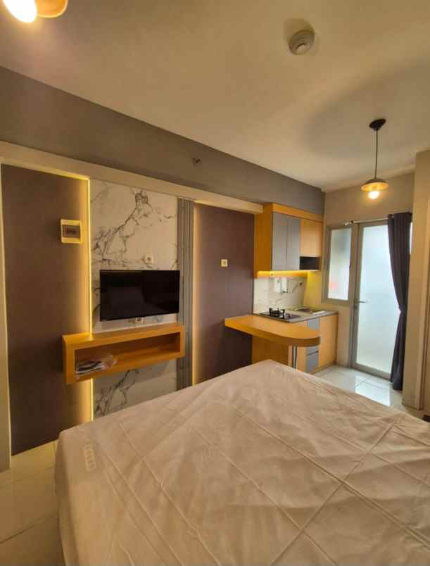 dijual rumah educity yale