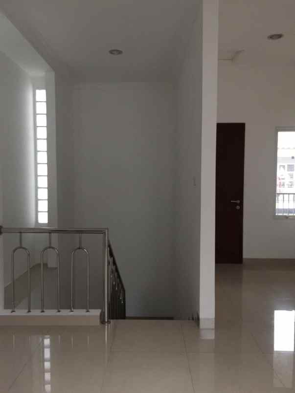 dijual rumah fineliving mampang residence