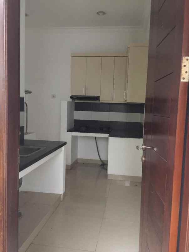 dijual rumah fineliving mampang residence