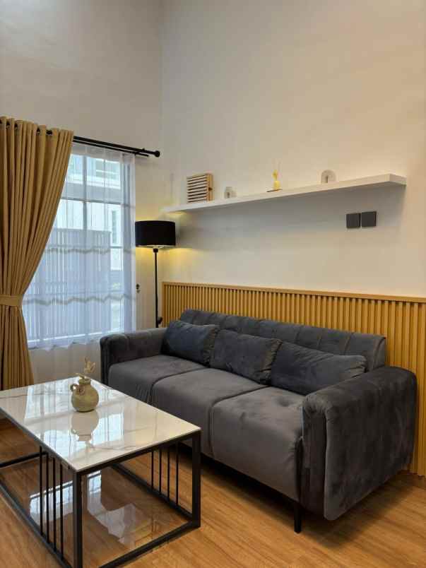 dijual rumah full perabot lokasi sukun kota malang