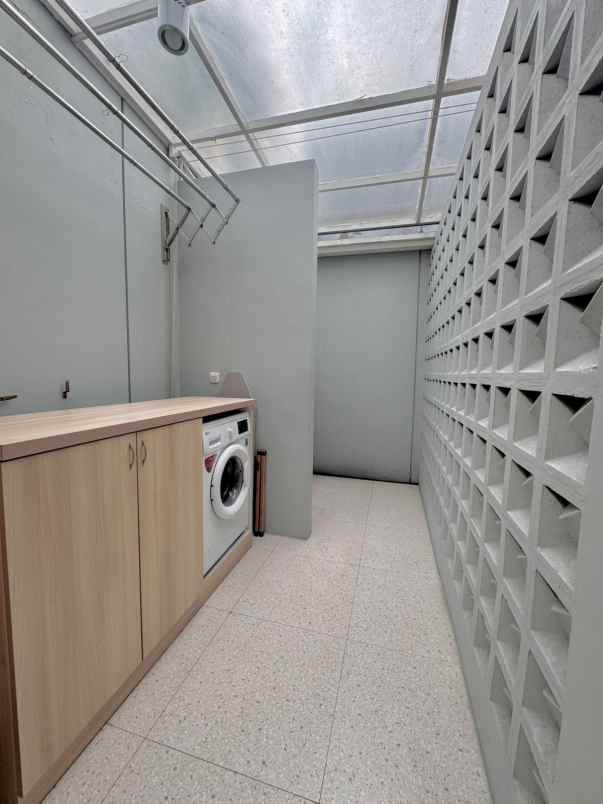 dijual rumah furnish cluster bahana suvarna sutera