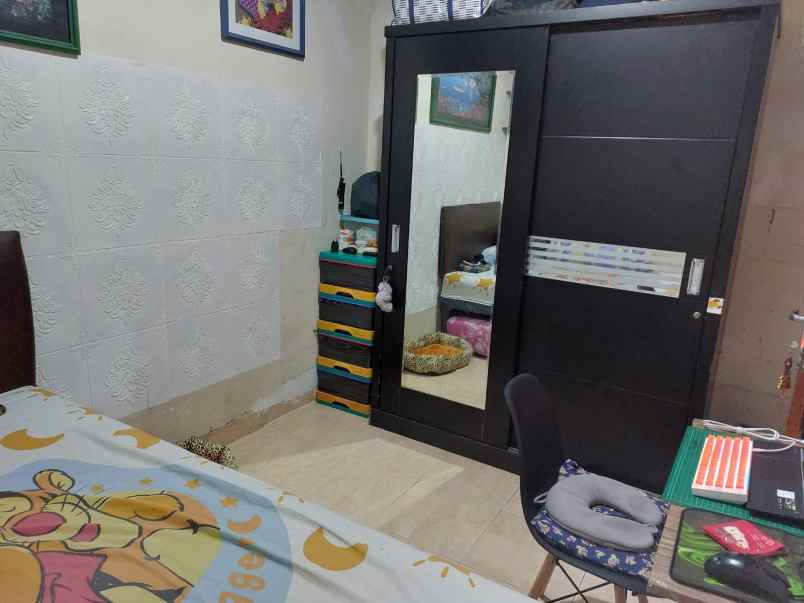dijual rumah gading griya