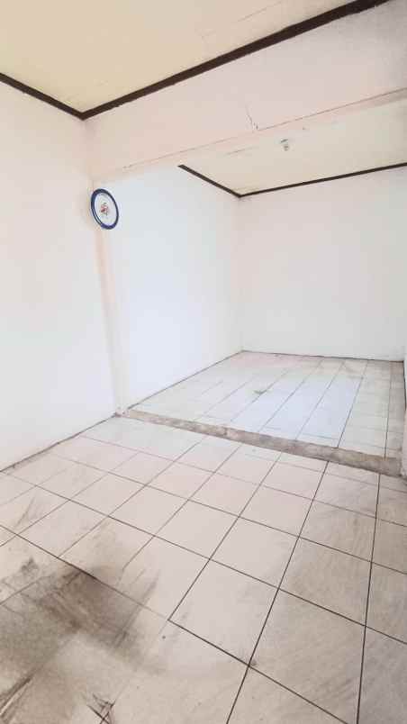 dijual rumah gading griya lestari