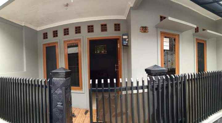 dijual rumah gatot subroto