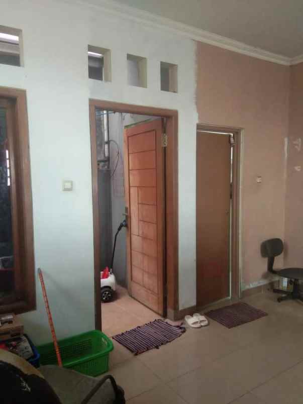 dijual rumah gatot subroto