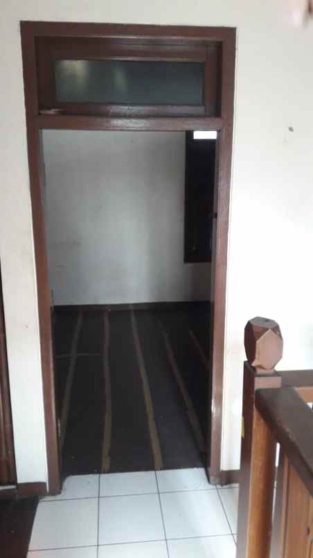 dijual rumah gg cendrawasih 51 beji kec