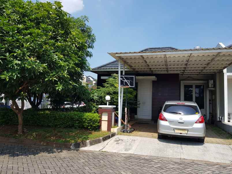 dijual rumah graha estetika