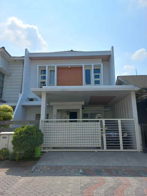 dijual rumah graha mas elveka kebonsari