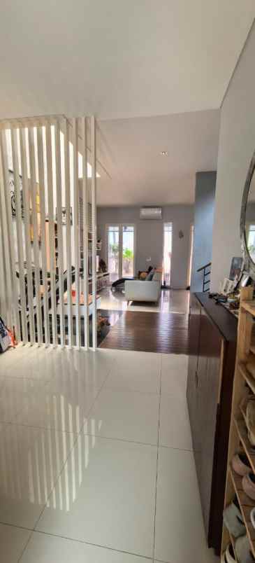 dijual rumah greenhill citraland