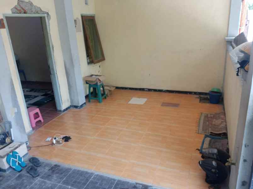 dijual rumah gresik oma indah menganti