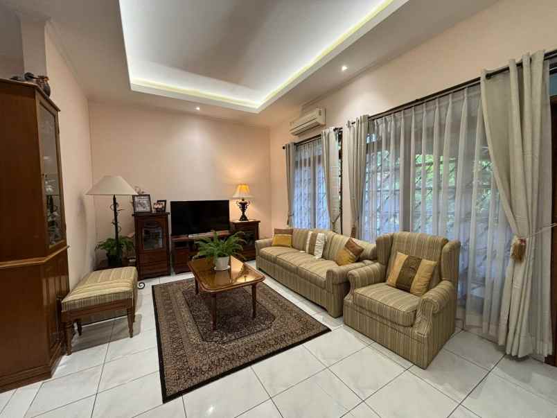 dijual rumah griya mas pasteur