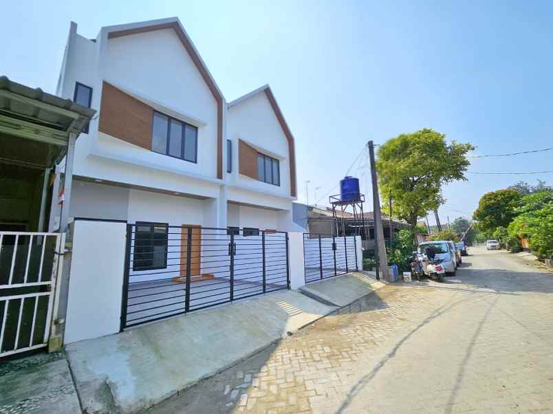 dijual rumah harapan indah 1 perumahan