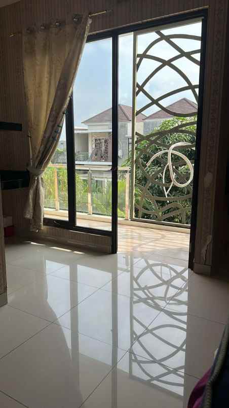 dijual rumah harapan indah cluster arana