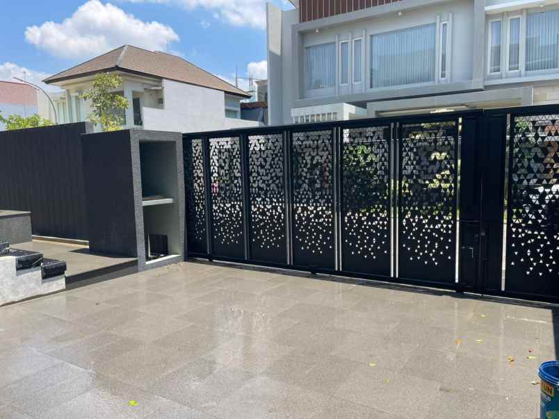 dijual rumah imperial golf pakuwon indah