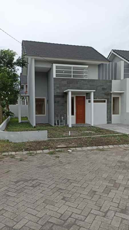 dijual rumah informasi 0822 4480 8574