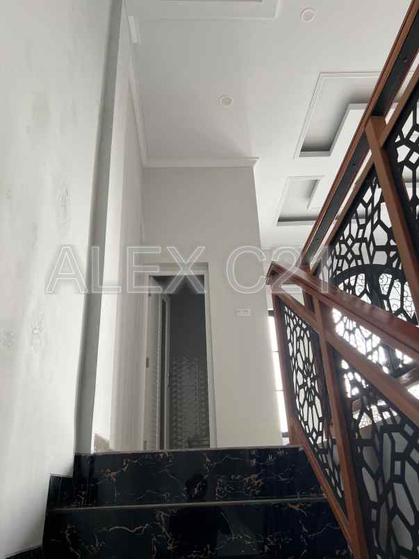 dijual rumah jagakarsa ciganjur jakarta