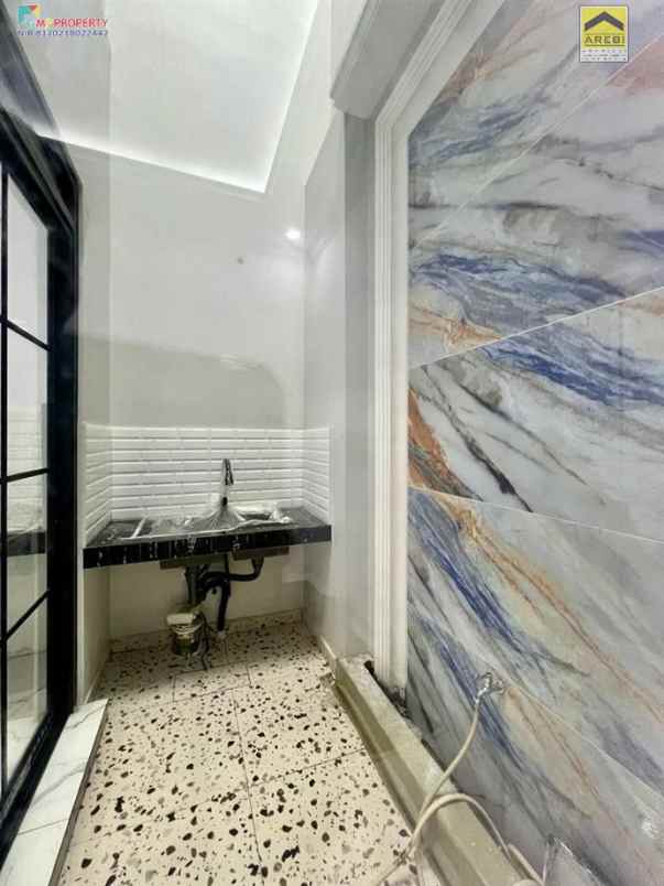 dijual rumah jagakarsa jakarta selatan