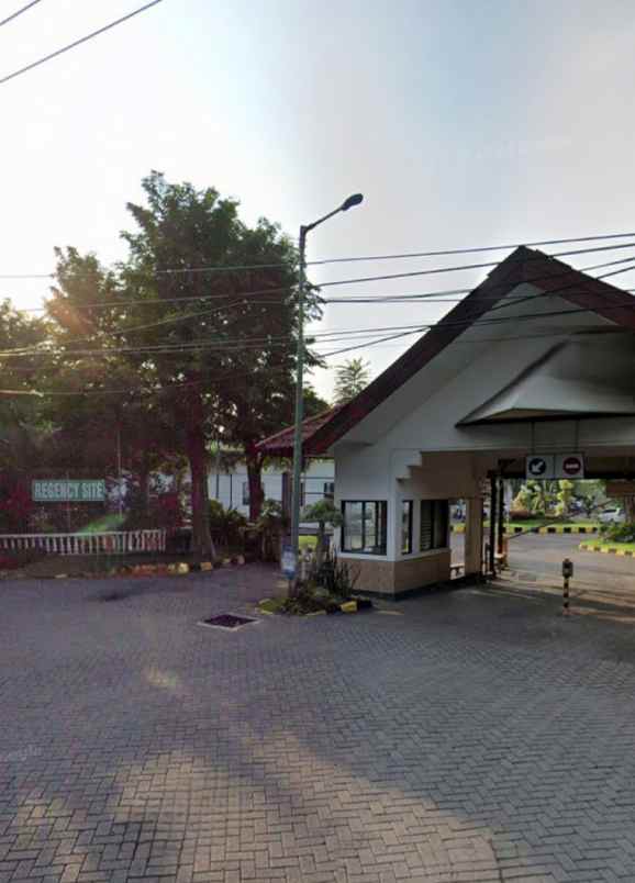 dijual rumah jalan darmo harapan